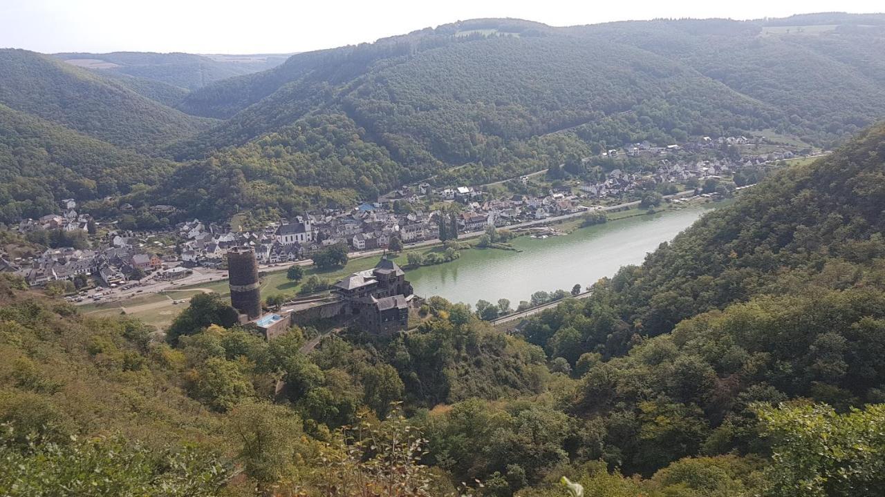 Ferienhaus Leopold Mit Burgblick An Der Mosel Burgen  Extérieur photo